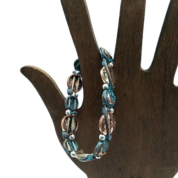 Love You To The Moon & Back Celestial Stretch Disc Bracelet - Picture 7 of 16